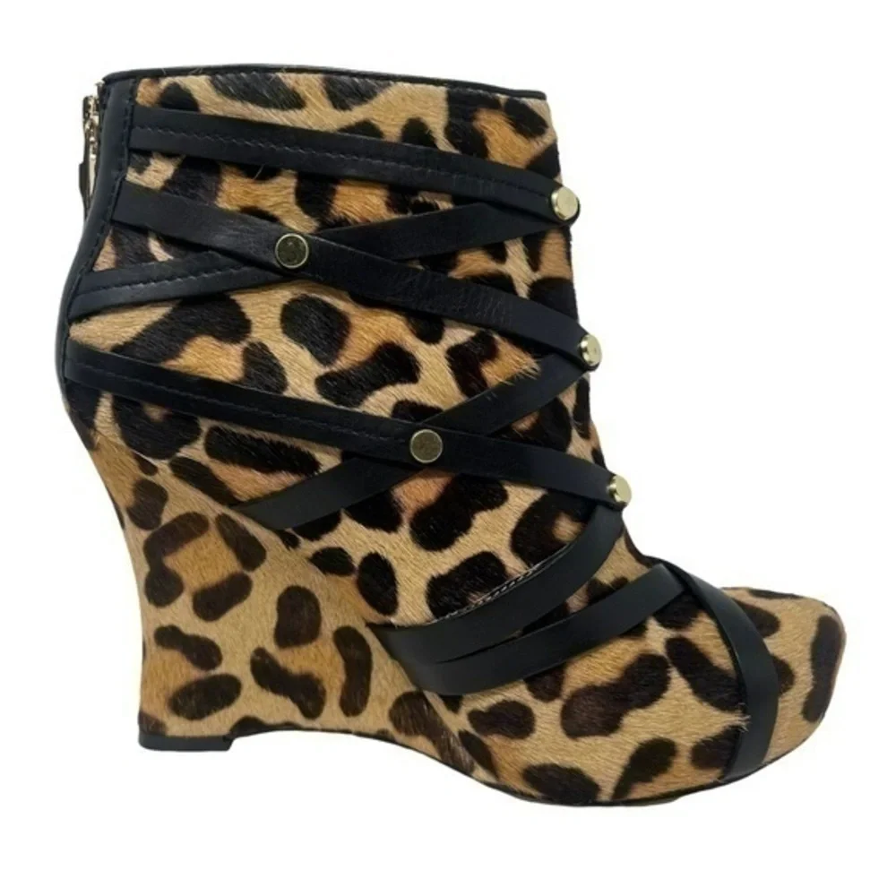 House Of Harlow Wedge Boots